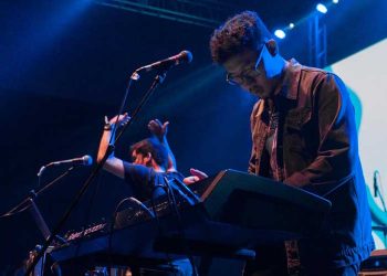 2monolog elektro pop