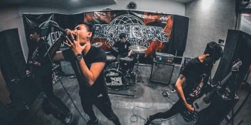 IXIA UNIVIDUALS ft. EASTBEAST VOICES