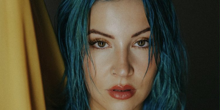 Charlotte Sands Tuangkan Perasaan Emosional Lewat Single ‘Alright’