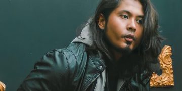 Gitaris Bless The Knights Fritz Faraday Jadi Brand Ambassador Solar Guitars