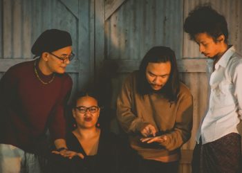 San.gita Berpesan Agar Selalu Mawas Diri Lewat Single “Lokomotif”