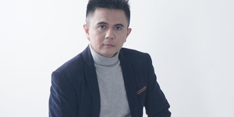 Sigit Wardana Mengangkat Soal Kesetiaan di Single “Lelaki Satu Wanita”