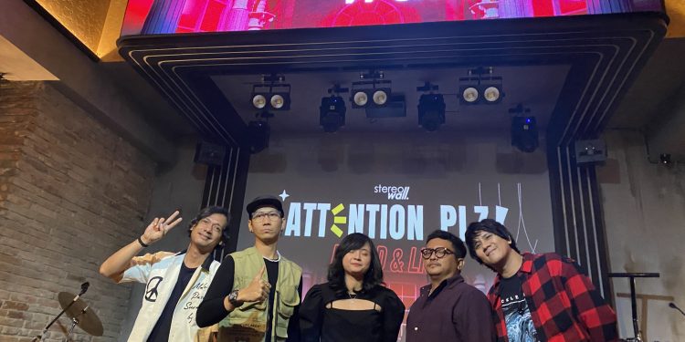 Stereowall Rilis Music Video Bersama Tuantigabelas