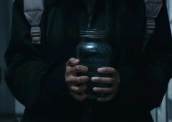 “It Lives Inside” Mengangkat Krisis Identitas Budaya Imigran