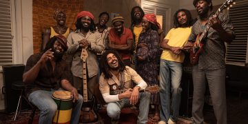 Warisan Kemanusiaan Seorang Legenda Terangkum dalam Film “Bob Marley: One Love”