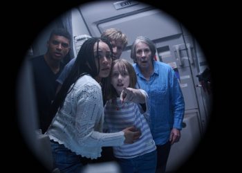 Ngerinya Terjebak di Dasar Laut dalam Film “No Way Up”