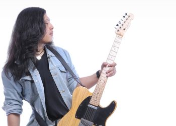 Solois Asal Malang, Abih RV Lepas Album Perdana Berjudul “First Vault”