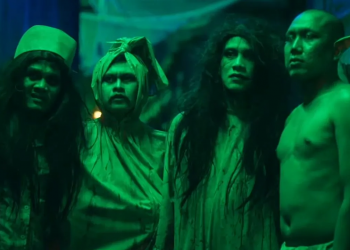 Tembus 10 Juta Penonton, Film “Agak Laen” Nazar Bangun Pasar Malam Rawa Senggol Live