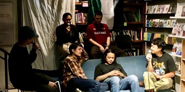 “Semoga Beruntung” Menjadi Babak Pembuka Album Penuh Ke-dua & Evolusi Tengah Krisis Paruh Baya 1/4