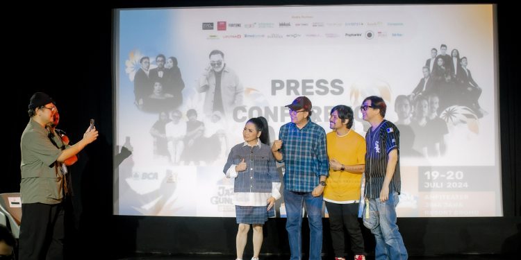Jazz Gunung Bromo: Jazz Paling Romantis di Indonesia