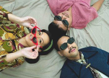 Rangkuman Perjalanan Thee Marloes di Album Perdana “Perak”