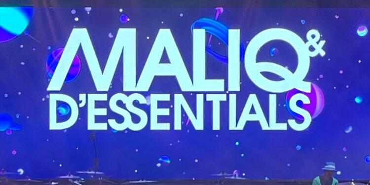 Maliq & D’essentials Memberikan Kejutan di SkyAvenue 2024