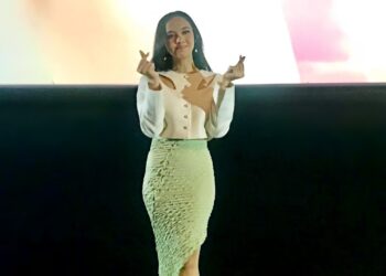 Lyodra Rilis Album “Melangkah”, Lagu “Malu Malu Tapi Nyaman” Jadi Jagoan