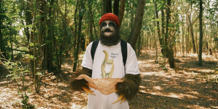 Phum Viphurit Semakin Menyelami Dunia Paul Vibhavadi  di “Balter Baby”