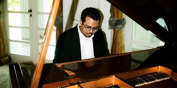 Single Terbaru Rifki Soeria “Confide”: Balada Jazz-Pop tentang Romansa, Keintiman dan Cinta