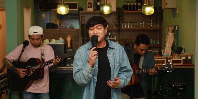 Albert Tanabe Perkenalkan Single “Meski Tak Lagi Kau Dengar” di Program Musik Main-Main di Cipete