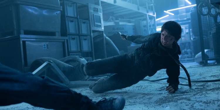 Aksi Heroik Daisy Ridley Menghadapi Teroris dalam “Cleaner”