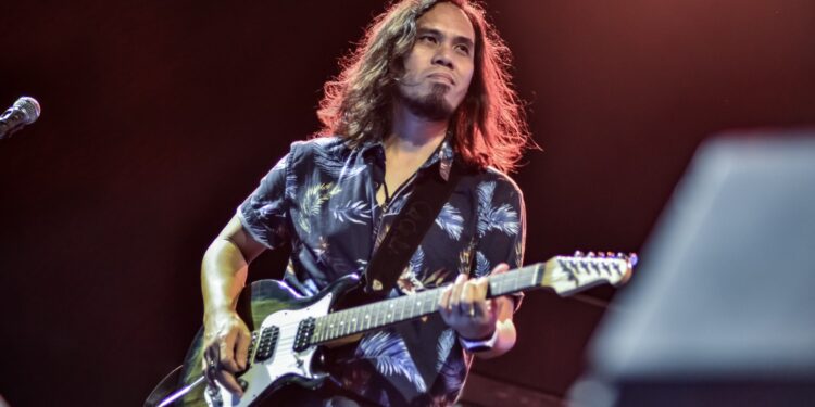 Bhusdeq Merilis Album Solo Perdana Bertajuk “Solivagant”