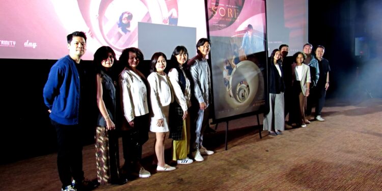 “Sore Istri dari Masa Depan”: Film Drama Romantis Fantasi yang Mengharukan