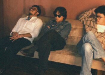 Electric Bird Rilis Single “Aurora”, Kritik Kerusakan Alam dengan Energi Rock