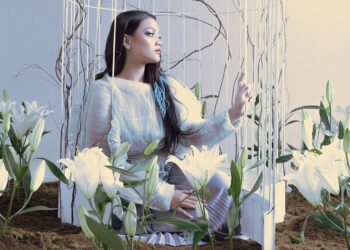 Aruma dan “Cendana”: Wangi Kenangan yang Tak Lekang oleh Waktu 🌿