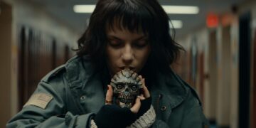 Horor Popcorn dengan Sentuhan Mitologi, Seberapa Menarik “Whistle”?