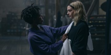 Doa-Doa dalam Gaun Gelap: Nyanyian Sunyi Mother Mary di Ambang Penebusan