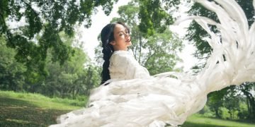 Yura Yunita dan “Pertiwi”: Ketika Sunyi Menjadi Tempat Pulang bagi Keberanian