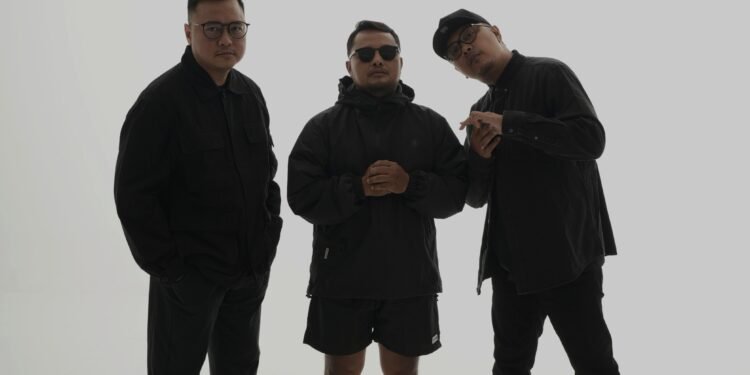 Kilas Balik Emosi, End of Summer Nyalakan Lagi Api Post-Hardcore Agresif Era 2000-an!